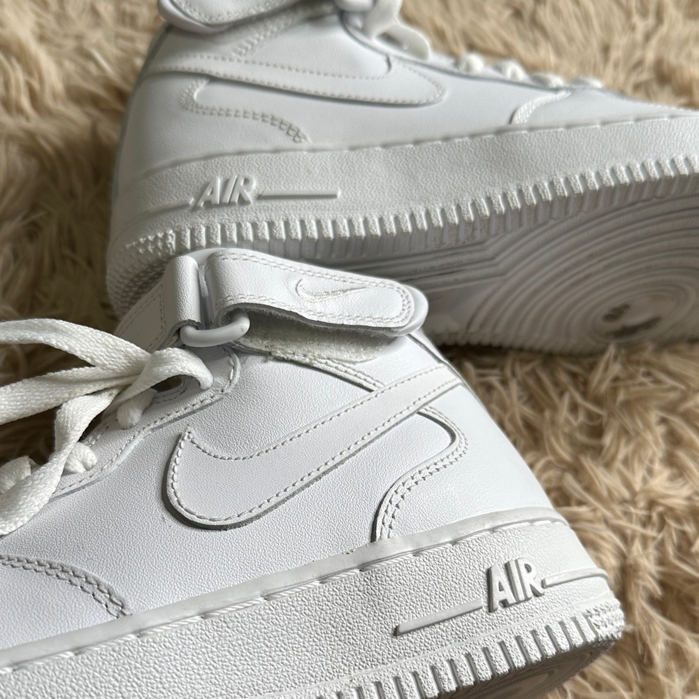 Nike AF1 White High-Top Sneakers with Strap - Picture 15 of 16